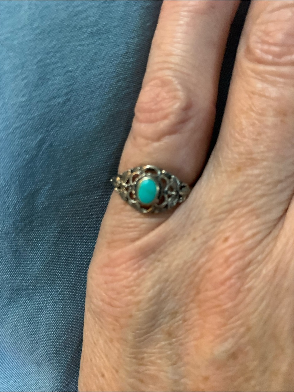 Vintage Sterling Silver Turquoise Cabochon Filigree Ring